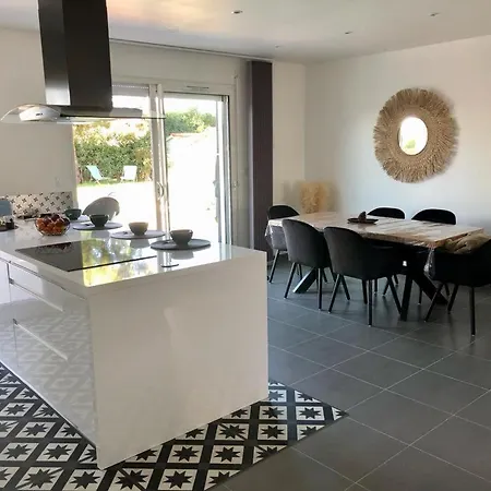 Elegante Maison De 6 Personnes
